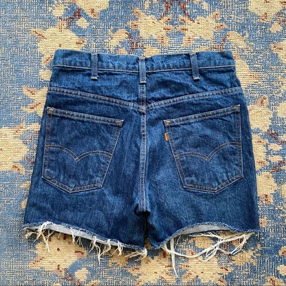 Vintage Orange Tab Levi's High Rise Cutoffs 30 - Picture 2 of 2